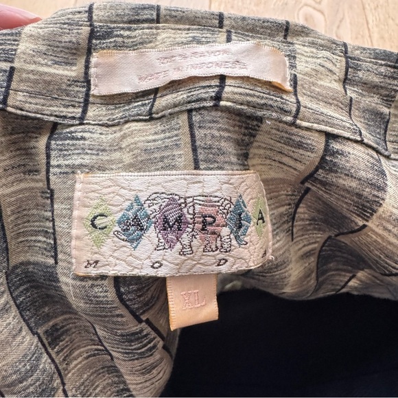 VINTAGE CAMPIA SQUARE PLAID TAN AND BLACK BUTTON DOWN SHIRT - XL - Picture 10 of 10